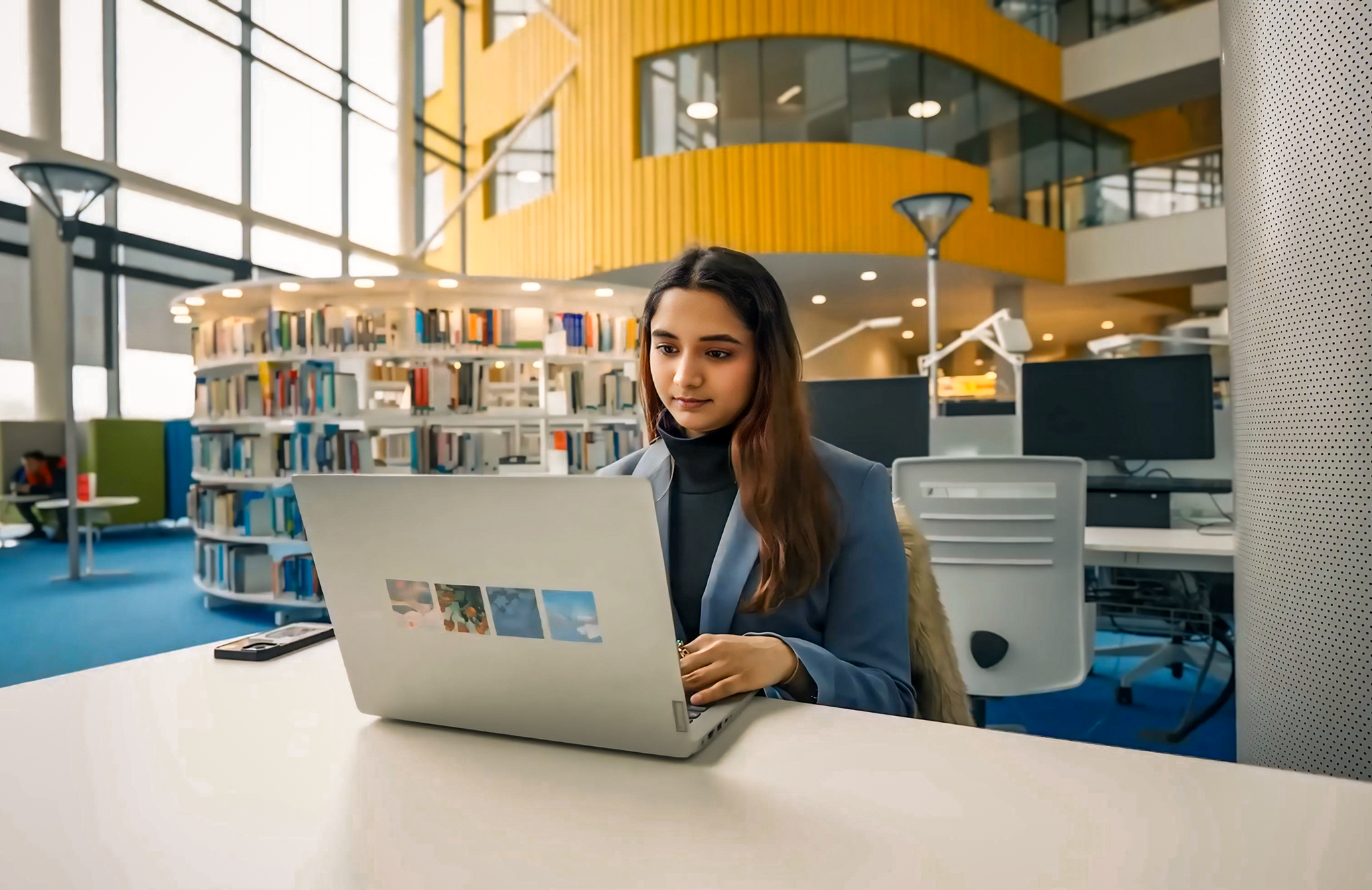 students-at-USW